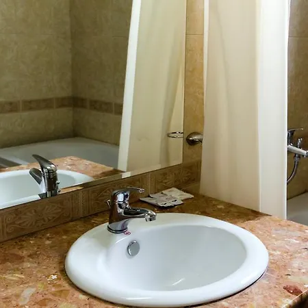Hotell Nadejda