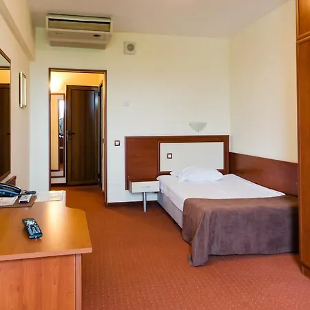 Hotell Nadejda