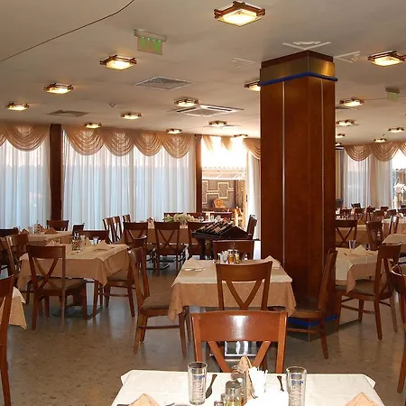 Nadejda Hotell